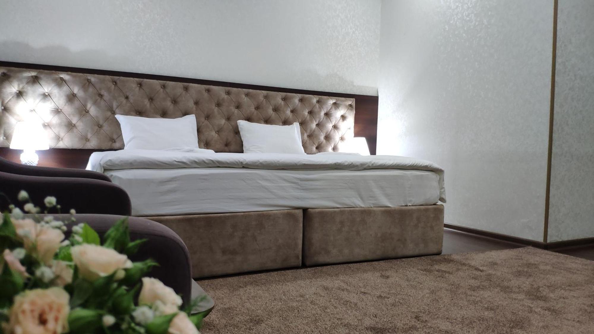 Grand Turon Plaza Hotel Taşkent Dış mekan fotoğraf