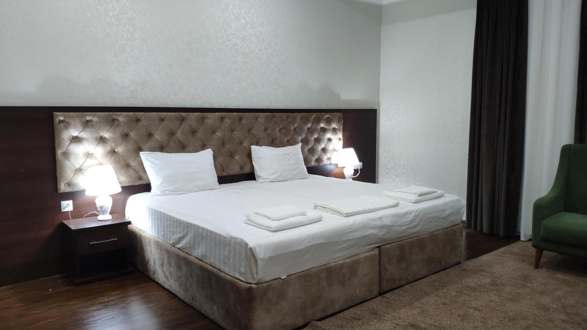 Grand Turon Plaza Hotel Taşkent Dış mekan fotoğraf